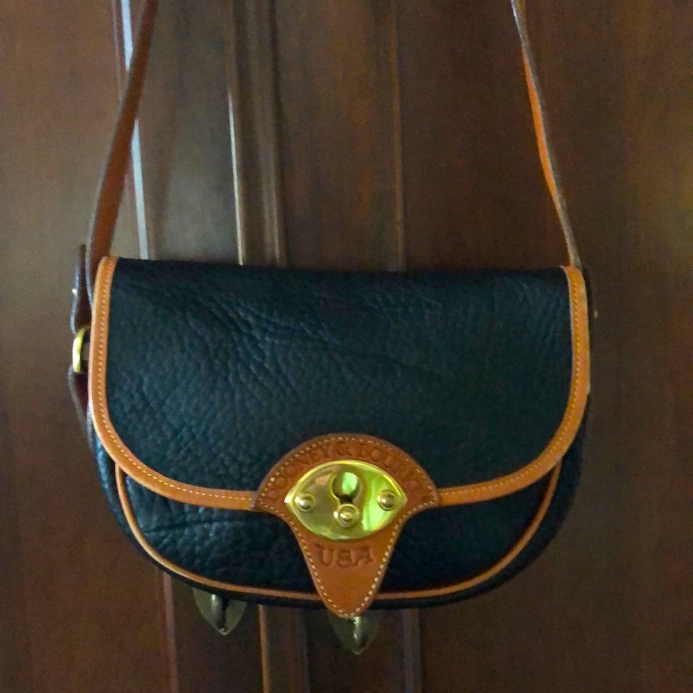 Dooney & Bourke Vintage Crossbody Handbag